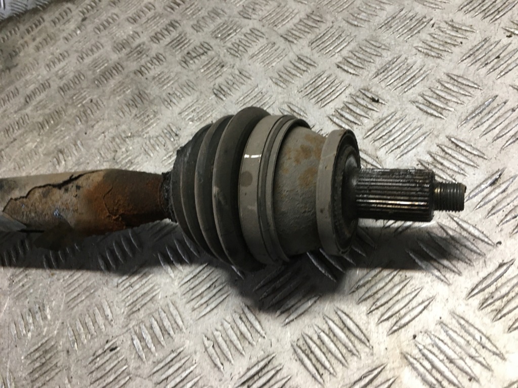 фото №2, Polo iv 1.2 привідний вал права