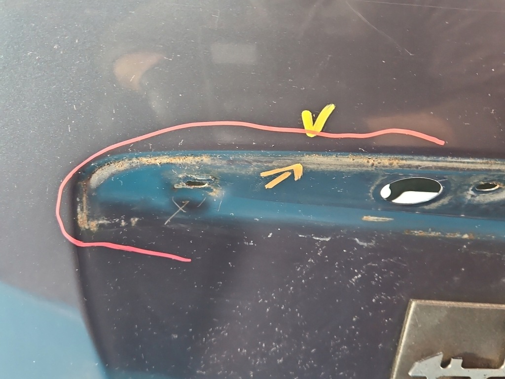 Крышка багажника задний  kia ceed i 06- универсал цвет e2 Цена