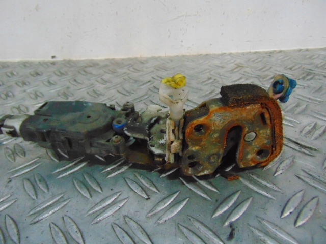 фото №2, Subaru forester замок перед левый