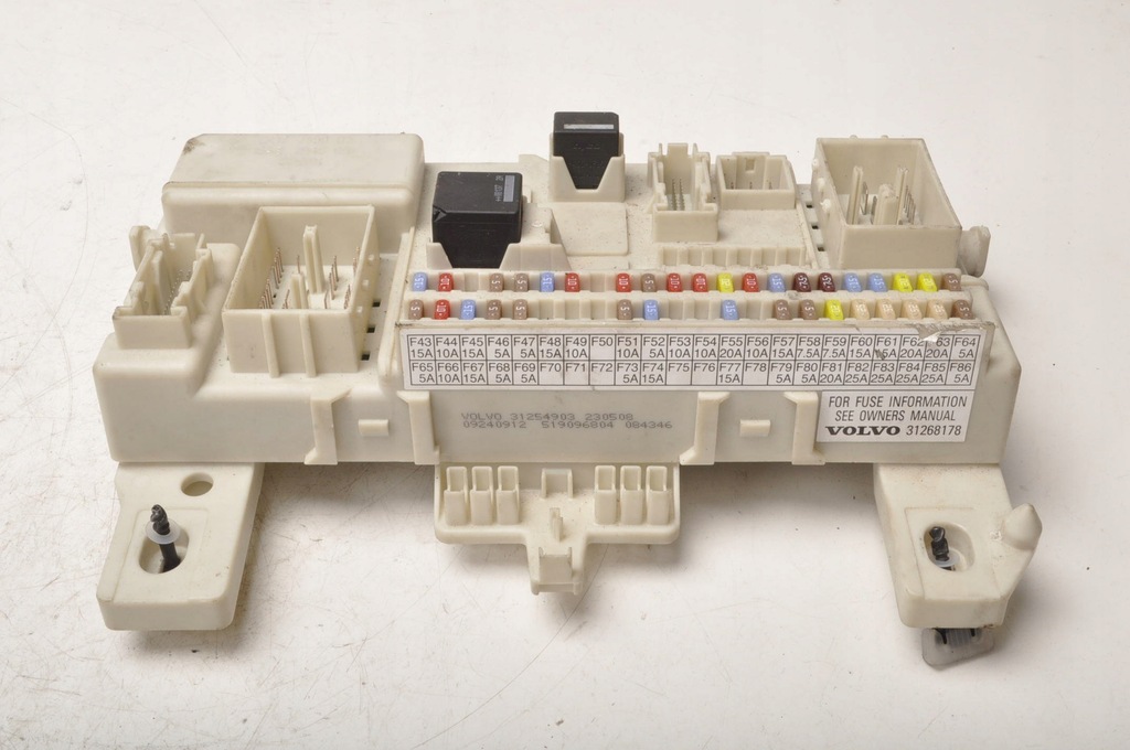 фото №8, Volvo c30 s40 c70 ii коробка модуль bsi 31268178 ключи