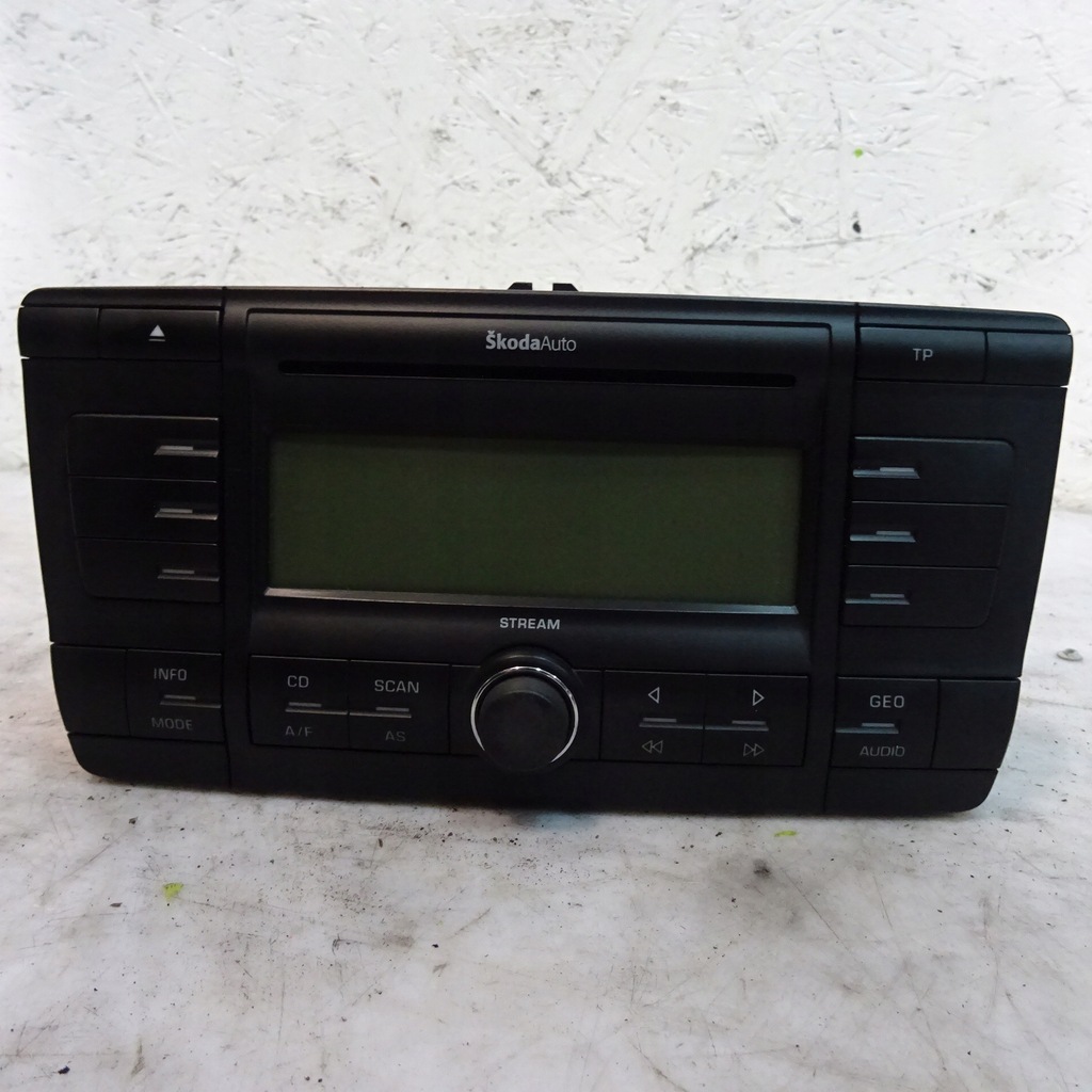 фото №1, Skoda octavia ii радіо 1z0035161a