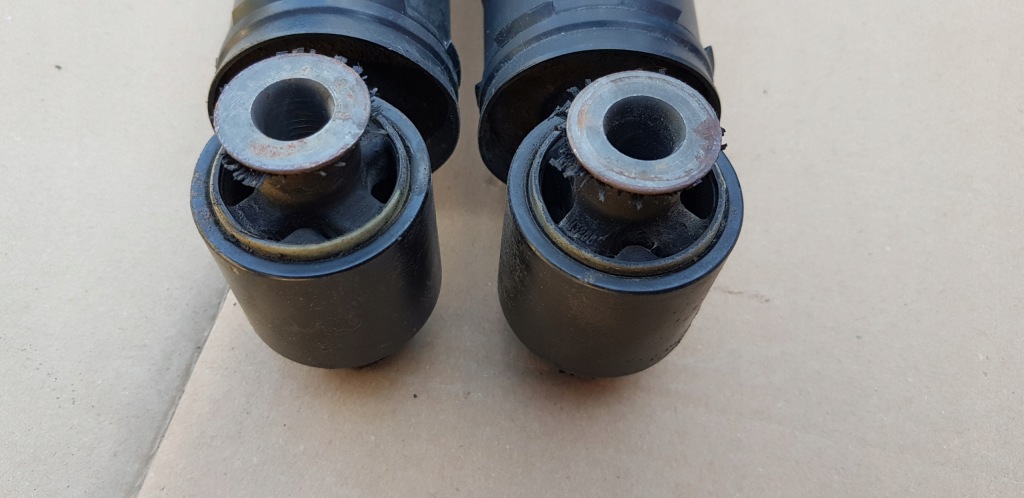 фото №8, Амортизатор задняя kyb espace оригинальный 8200256337c