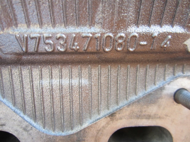 Peugeot 1.6 thp вал wyd. 574588 ex v756542280 впускной  574587 in v756542180 Доставка