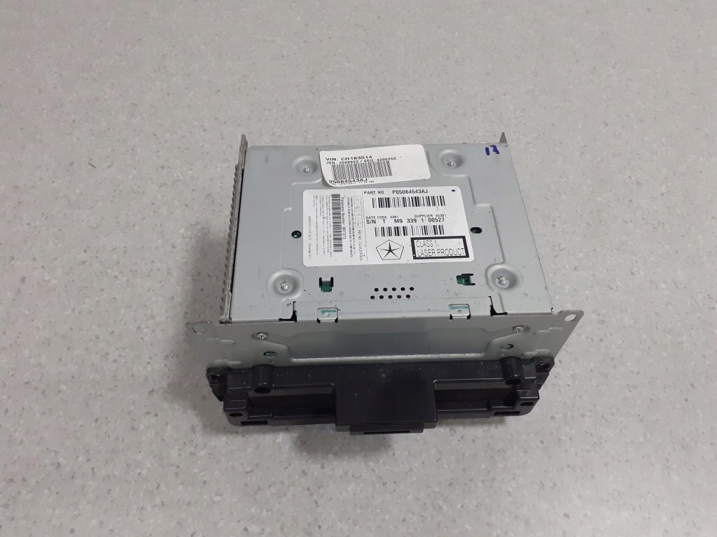 фото №1, Chrysler 300 thema 2011- радіо навігація заводська europa 05064543aj