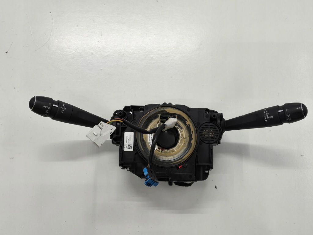 фото №1, Citroen ds5 13r переключатель комбинированный переключатели шлейф 98000242zd