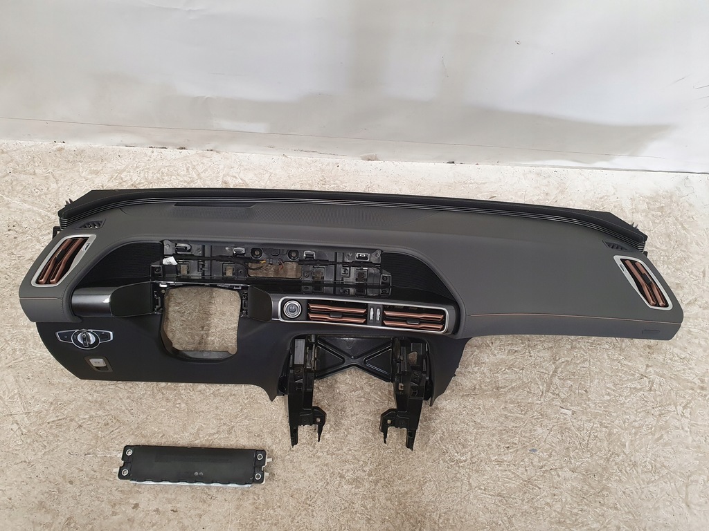 фото №6, Mercedes eqc n293 w293 панель приладів консоль панель приладів демонтаж