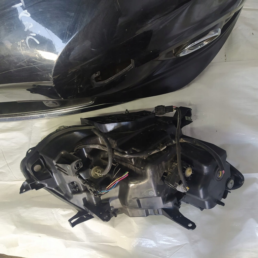 фото №9, Nissan x-trail t32 бампер капот лампи перед 4xpdc