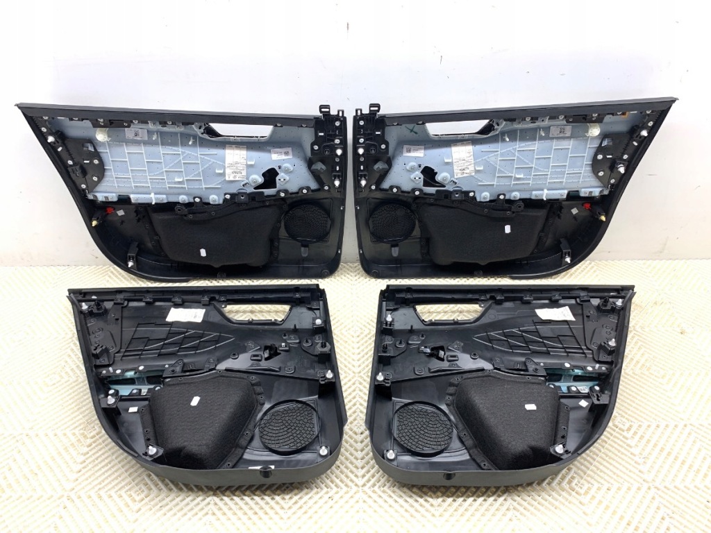 фото №13, Сидіння заднє сидіння обшивки комплект ford focus iv хетчбек оббивка