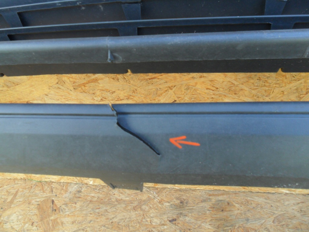 фото №12, Накладка нижняя передний бампера ford c-max 03-