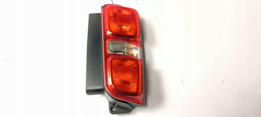 фото №1, Лампа ліва задня 9808243180 toyota proace ii