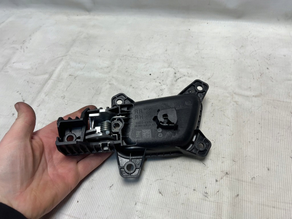 фото №4, Kia sportage v 21- ручка дверь правый задняя 83623-r2000