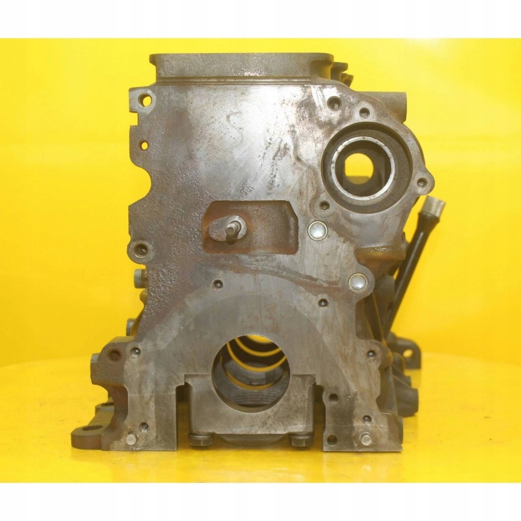 Блок двигуна низ  bpw bmm bnp bss 2.0 tdi 8v audi a4 b7 vw seat 03g011ad в Україні