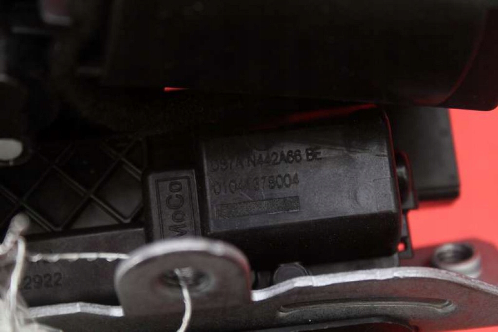 фото №8, Замок крышки задняя багажника ds7a-n442a66-be ford kuga 3 iii mk3 19-21