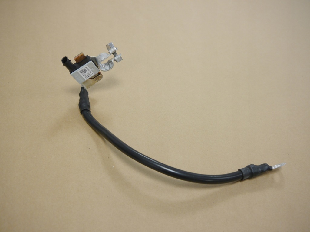 фото №1, Audi клема мінусова запобіжник 8s0915181c