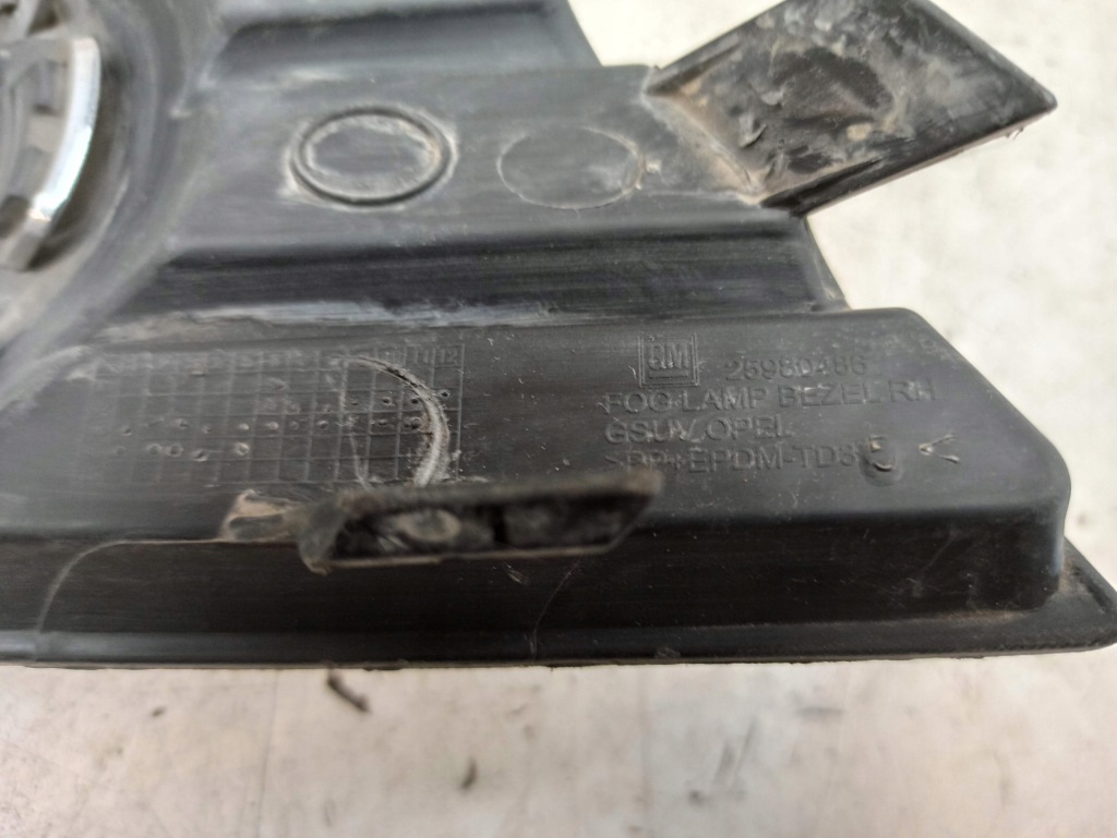 Купить Opel mokka противотуманной фары правая перед хром 25980486