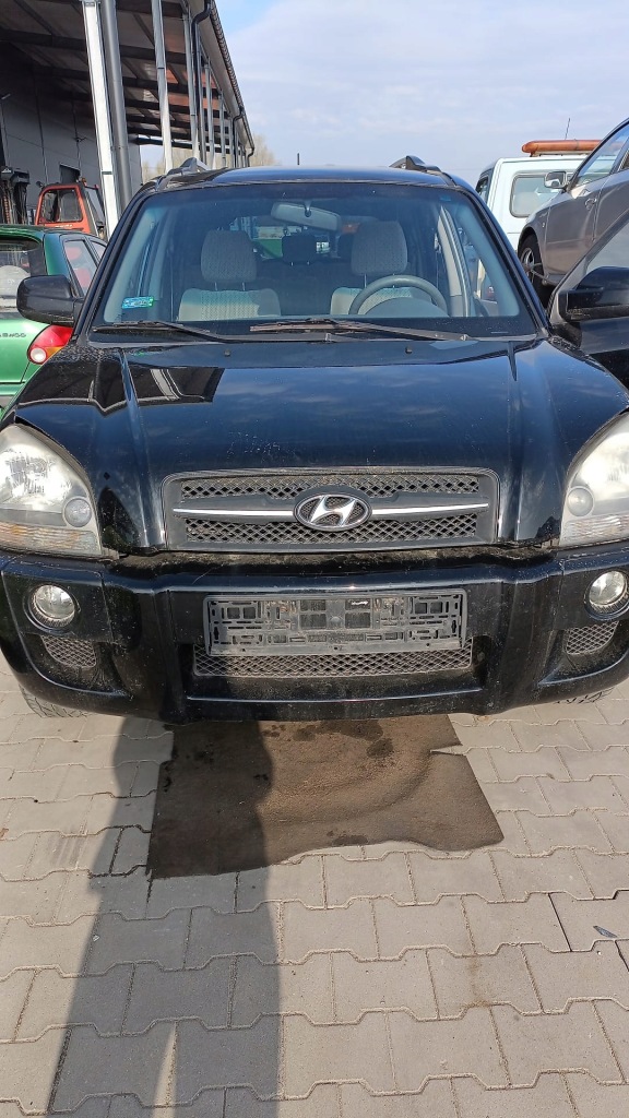 Купить Hyundai tuscon 2.0 без 104kw 4x4 двигатель без оборудование повреждённый