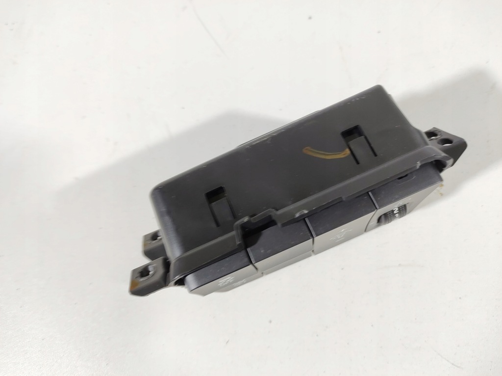 фото №8, Kia stonic 17- перемикач асистент поперечина esp 84757-h8ra0