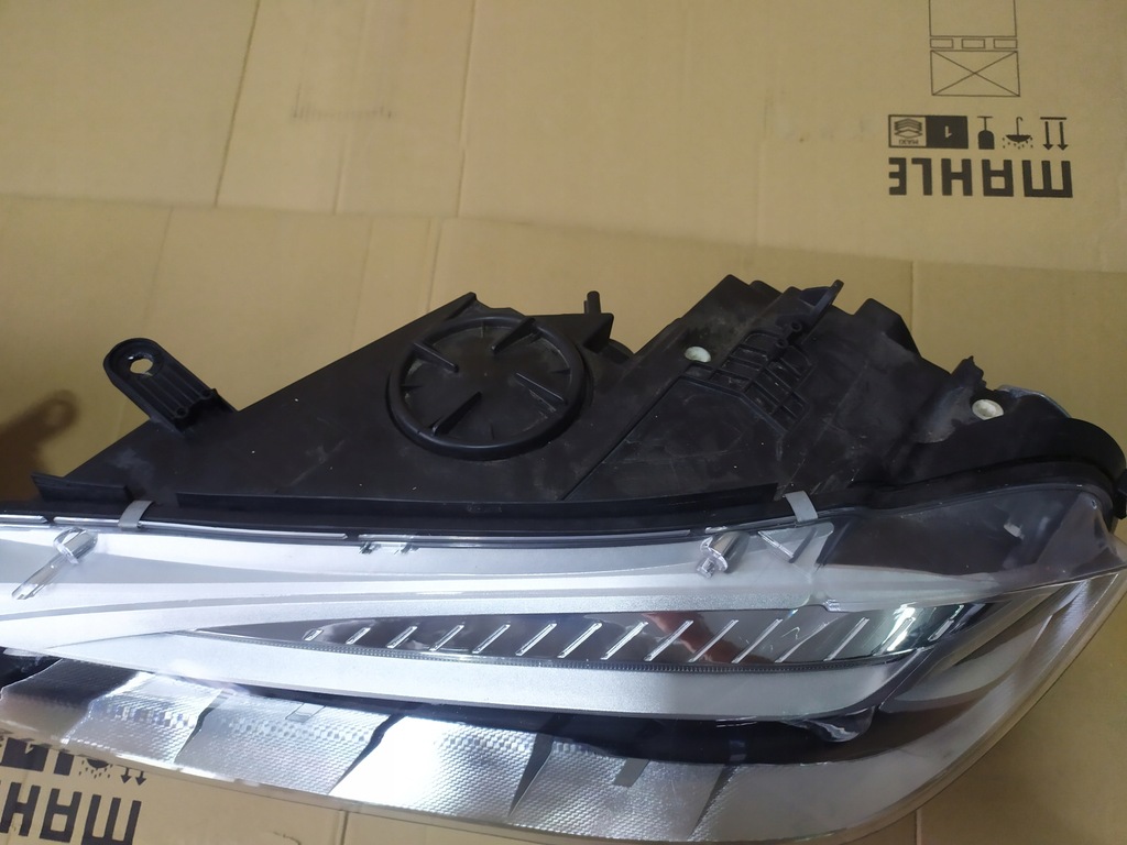 фото №9, Перед капот бампер лампы m5.0d bmw x5 f15 475 m-pakiet адаптивный led