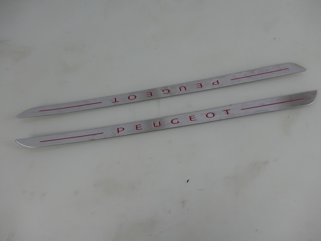 фото №1, Peugeot 208 gti lift молдинг накладка порог 3d