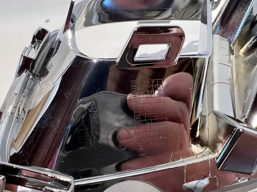 фото №4, Хром решётки бампер правый перед renault captur ii 261a27768r