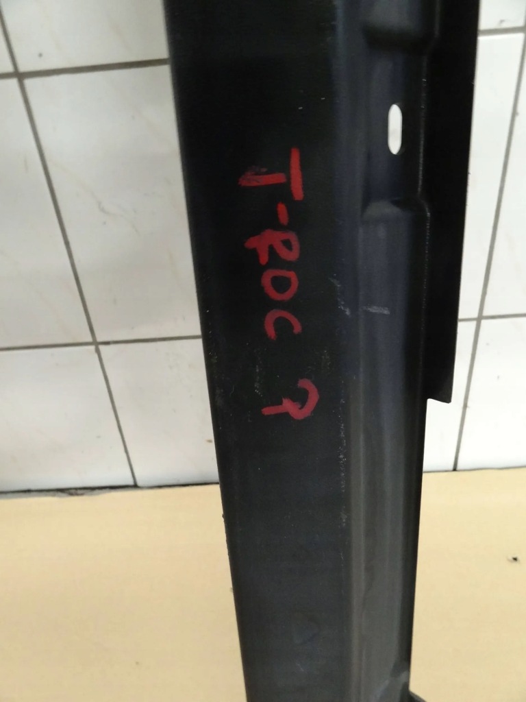 фото №7, Vw t-roc 2021 молдинг порог правая 2ga853856b поцарапанный