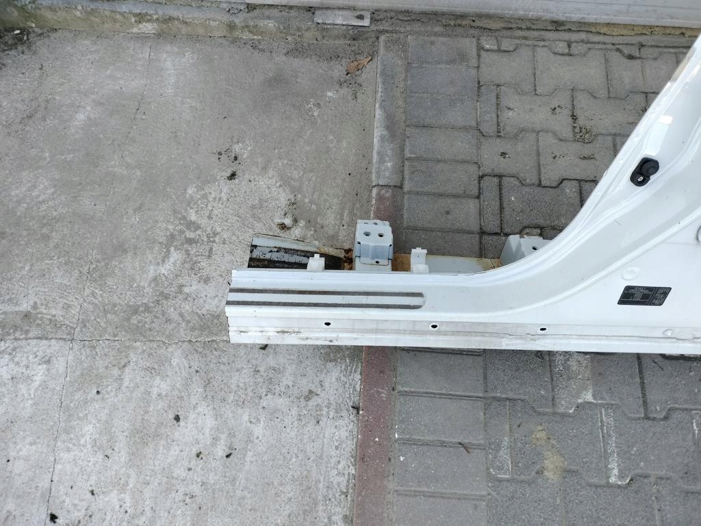 Порог левый bok стойку четверть renault koleos 2 2 2.0 dci 17r org.,.;/ в Украине