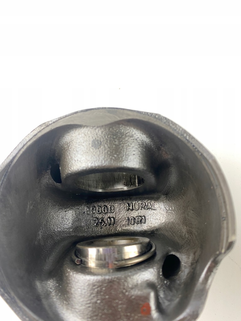 фото №3, Поршень поршни land rover defender 2.4 tdci