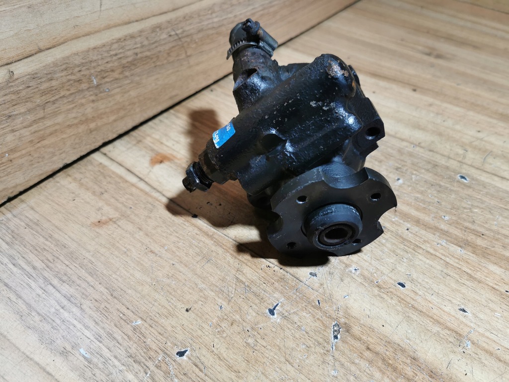 фото №1, Насос усилителя espace iii 3.0 v6