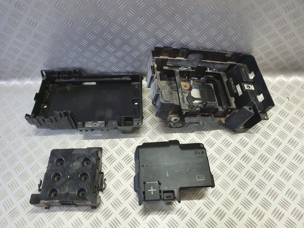 фото №4, Корпус основание аккумулятор opel meriva b