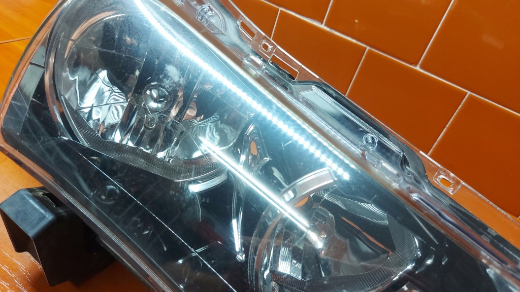 фото №13, Фара лампа правая правый перед toyota corolla e16 e18 13-16