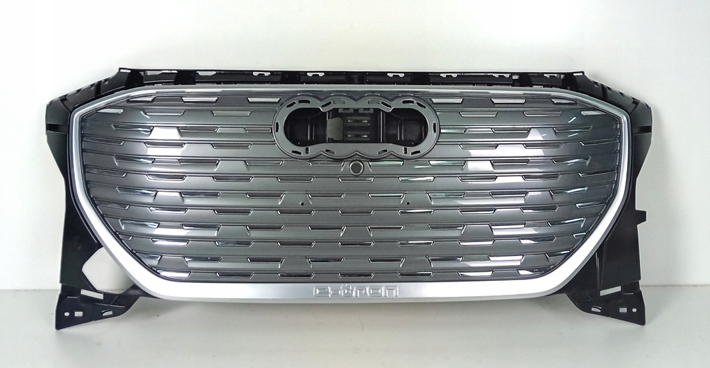 фото №1, Audi q4 решітка радіатора решітка радіатора бампера + кронштейн