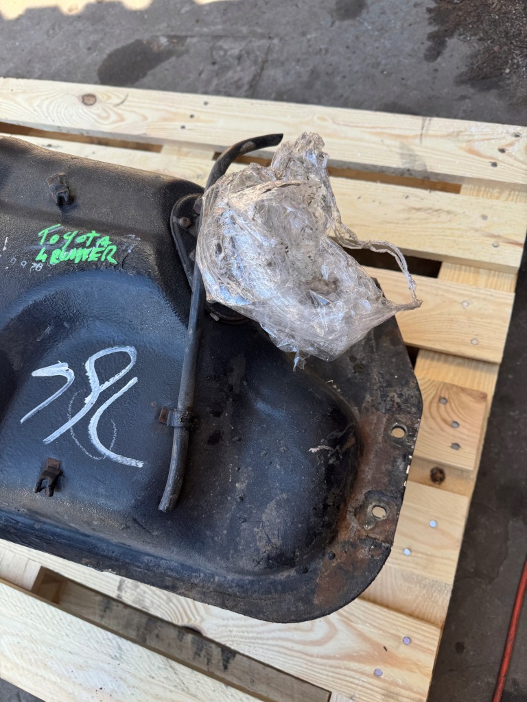 фото №4, Bak бак пального toyota 4 runner 95r.