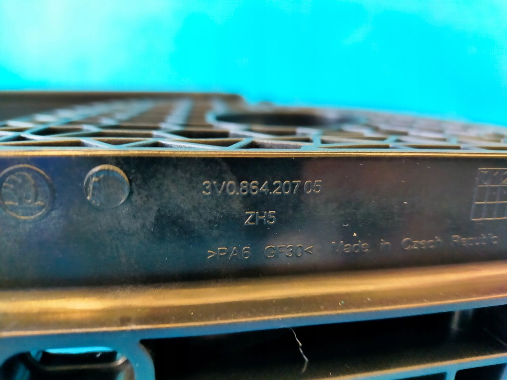 фото №10, Skoda superb 3 iii fl 2.0fsi 200kw 2020r підлокітник 3v0864207a