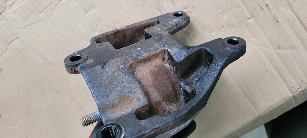 фото №15, Jeep wrangler jk подушка двигателя правая 3.6 l 1392190ac