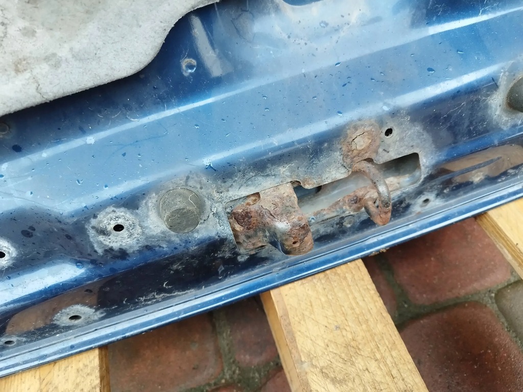 фото №10, Mitsubishi l200 2006 капот