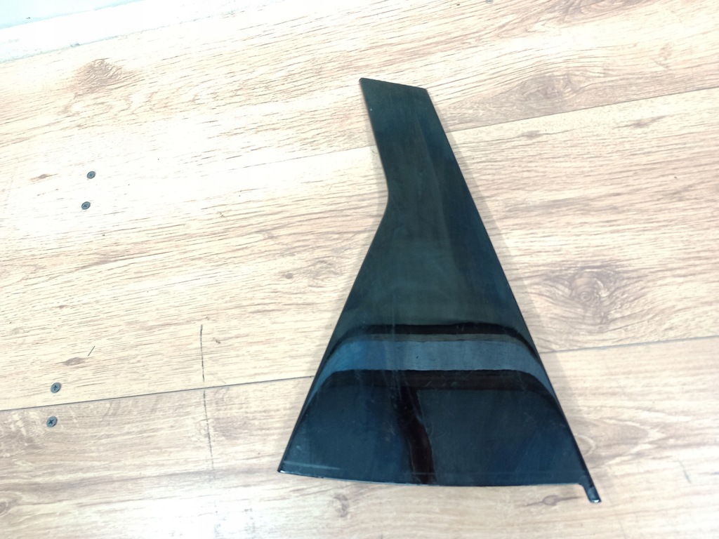 фото №1, Hyundai tucson iv 2021- молдинг трикутник двері --задня