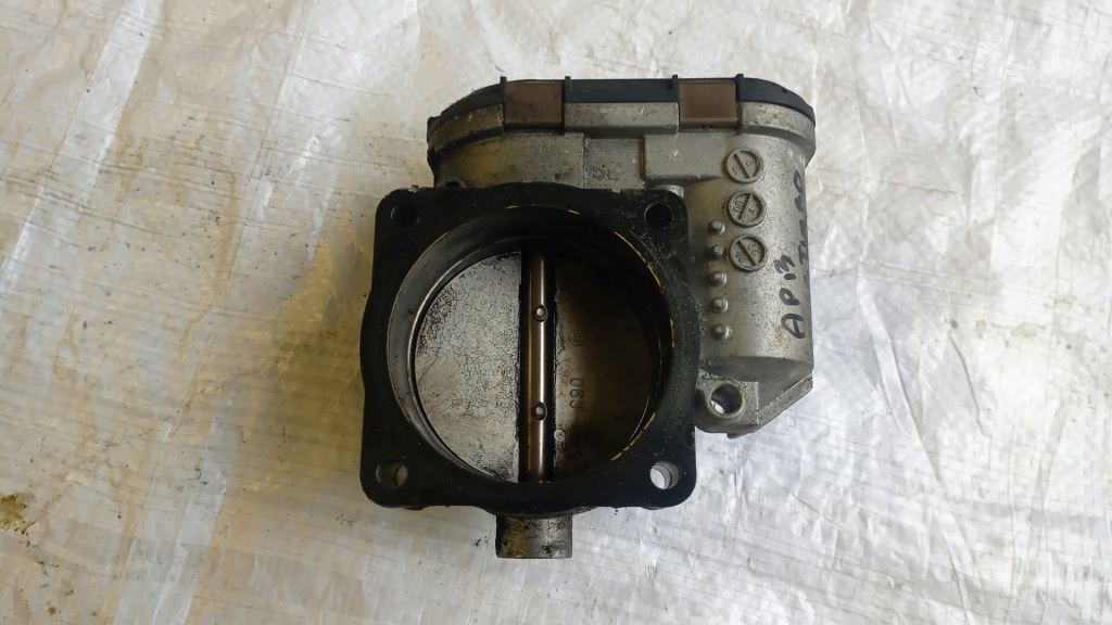 фото №1, Audi a6 c6 3,2fsi дроссельная заслонка воздуха 078133062