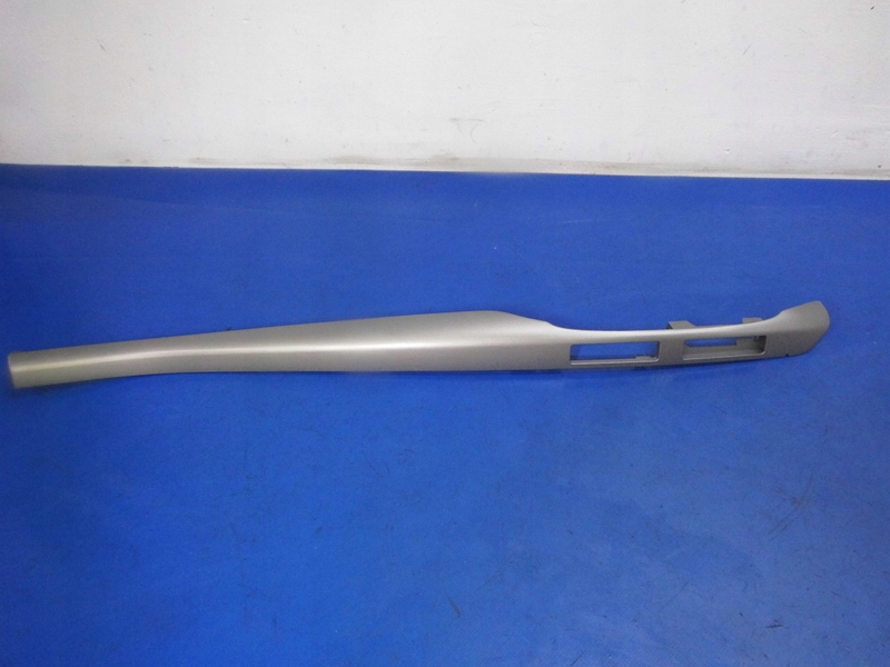 фото №1, Молдинг декоративная панели dekor toyota avensis ii t25