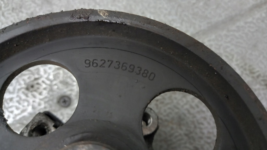 Насос усилителя peugeot 206 2.0hdi 00r 9631411680 с Разборки