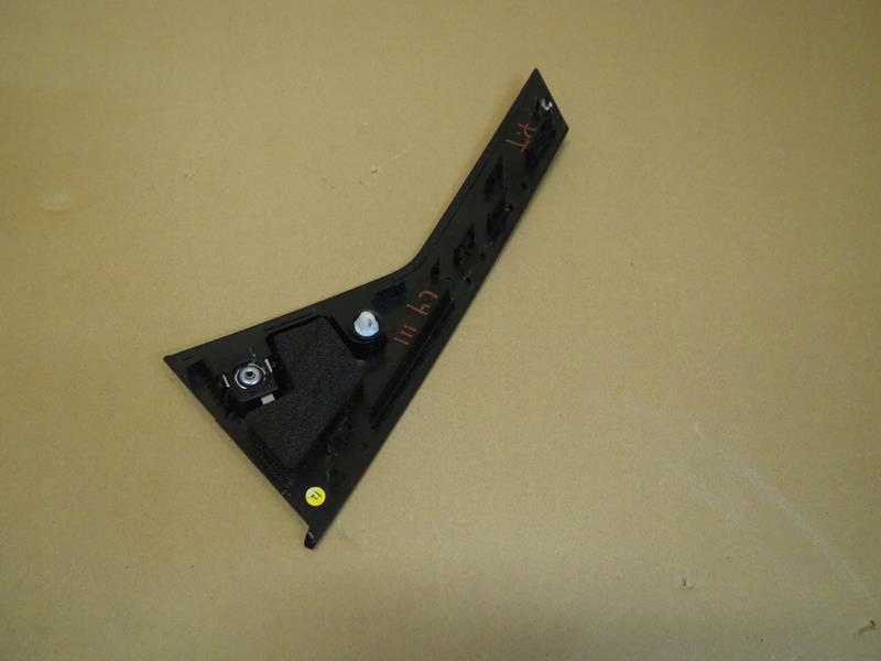 фото №3, Молдинг стойка дверь правый задняя citroen c4 iii