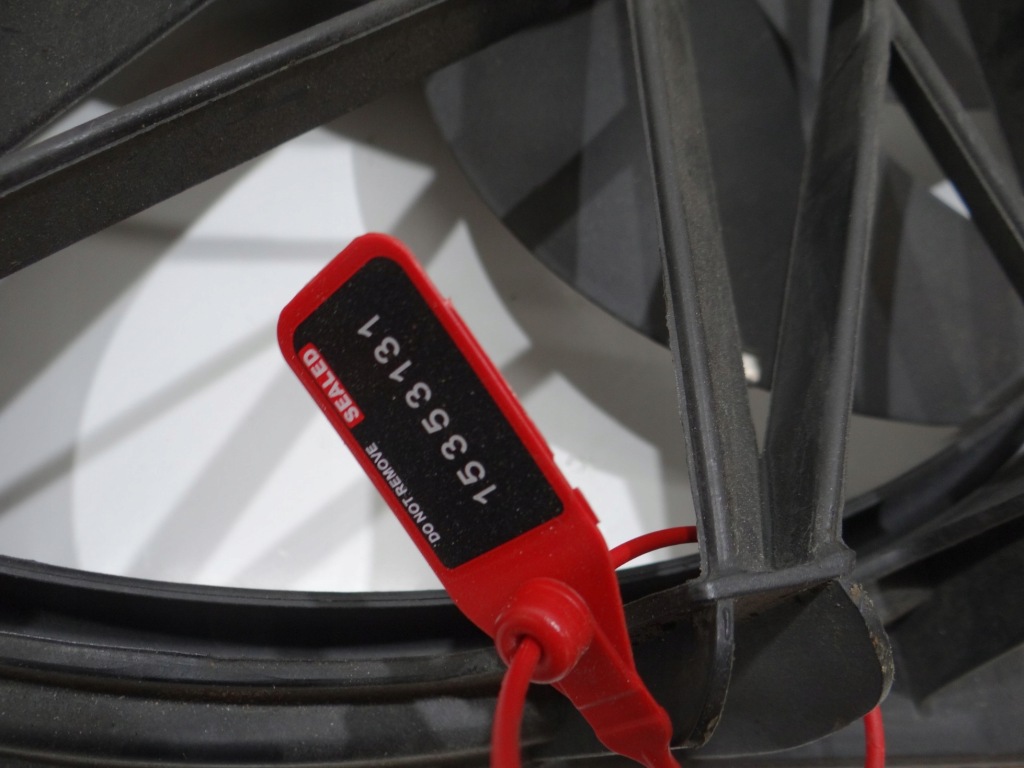 Вентилятор радіатора захист bmw x3 f25 n57 3.0d 7562595 Недорого