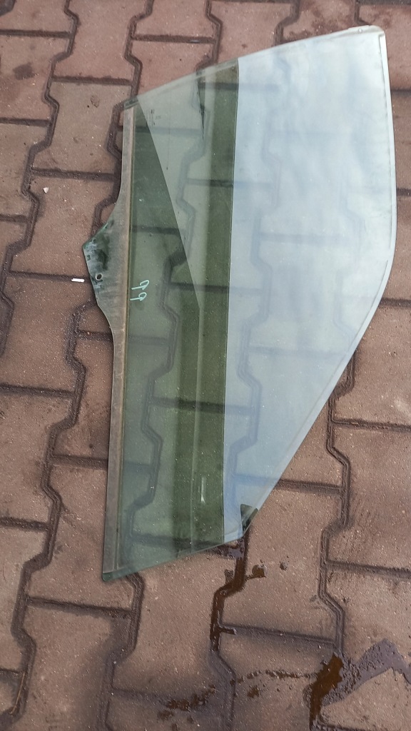 фото №1, Стекло правый перед peugeot 406 96r kombi
