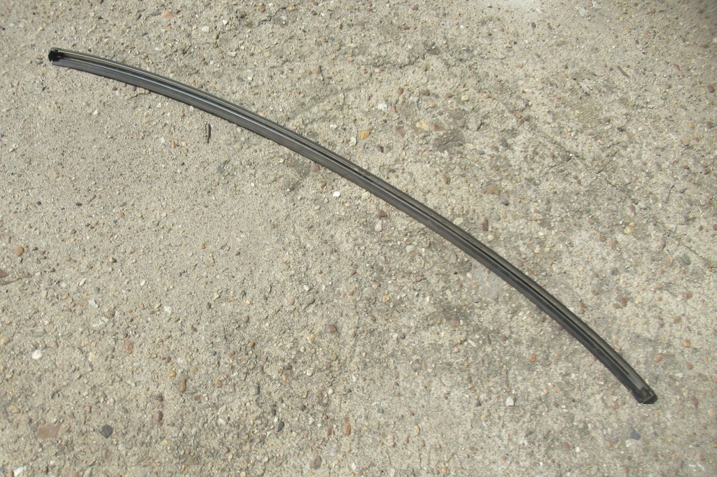 фото №2, Mini r56 молдинг pod скло задня