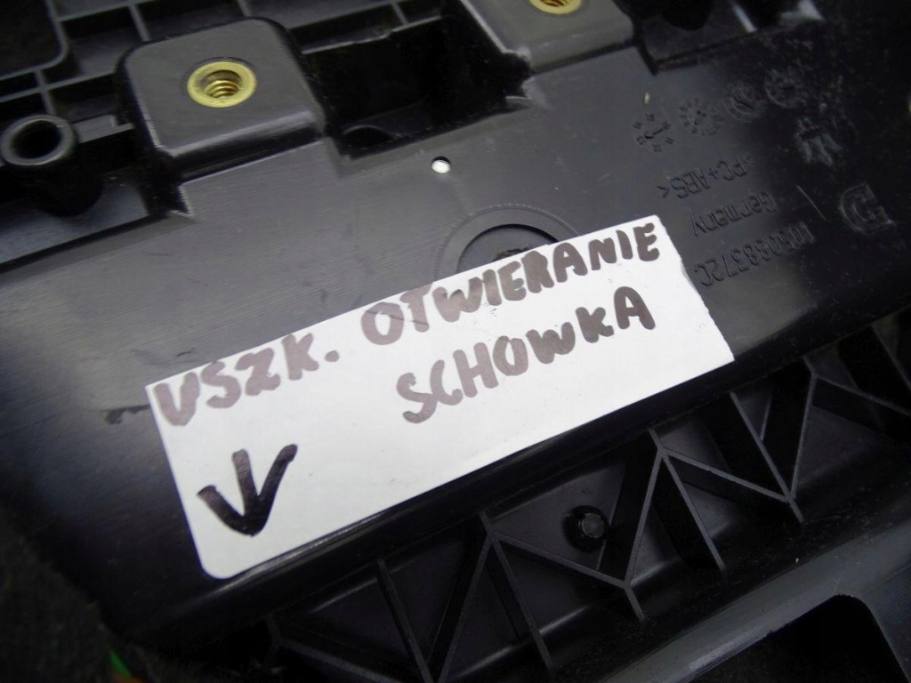 Maserati quattroporte vi 12-24 тунель середній підлокітник бежева шкіра європа Зі Шроту