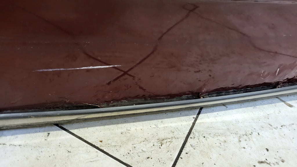 Двері повний правий задній mercedes w123 універсал Київ