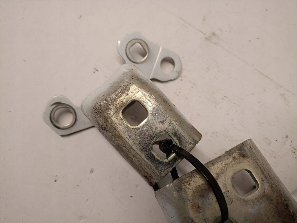 фото №6, Петлі двері перед правий renault zoe