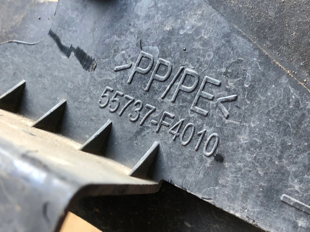 фото №8, Прокладка заглушка жабо 55737-f4010 toyota chr