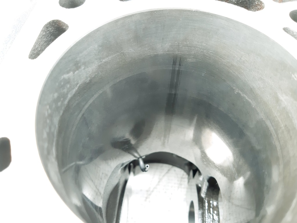 фото №8, Audi a4 b9 2.0 tfsi cvl блок двигателя 06k103023n описание