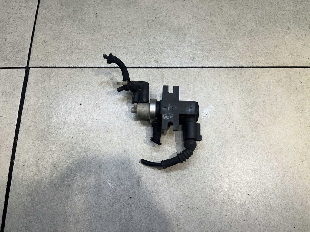 фото №5, Клапан вакууму passat b5 fl 1.9 tdi 1j0906627a