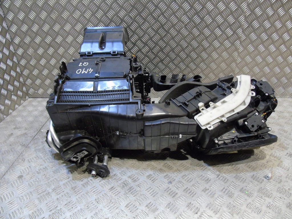 фото №1, Idealna kpl.nagrzewnica audi q7 4m0 4m 1